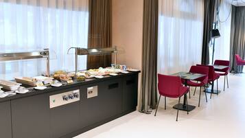 Daily buffet breakfast (EUR 15 per person)