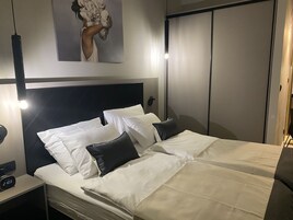 Comfort Studio Suite, Sea View | Minibar, desk, cribs/infant beds, free WiFi