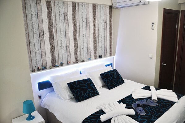 Egyptian cotton sheets, hypo-allergenic bedding, minibar, in-room safe - 35tam (Istanbul)