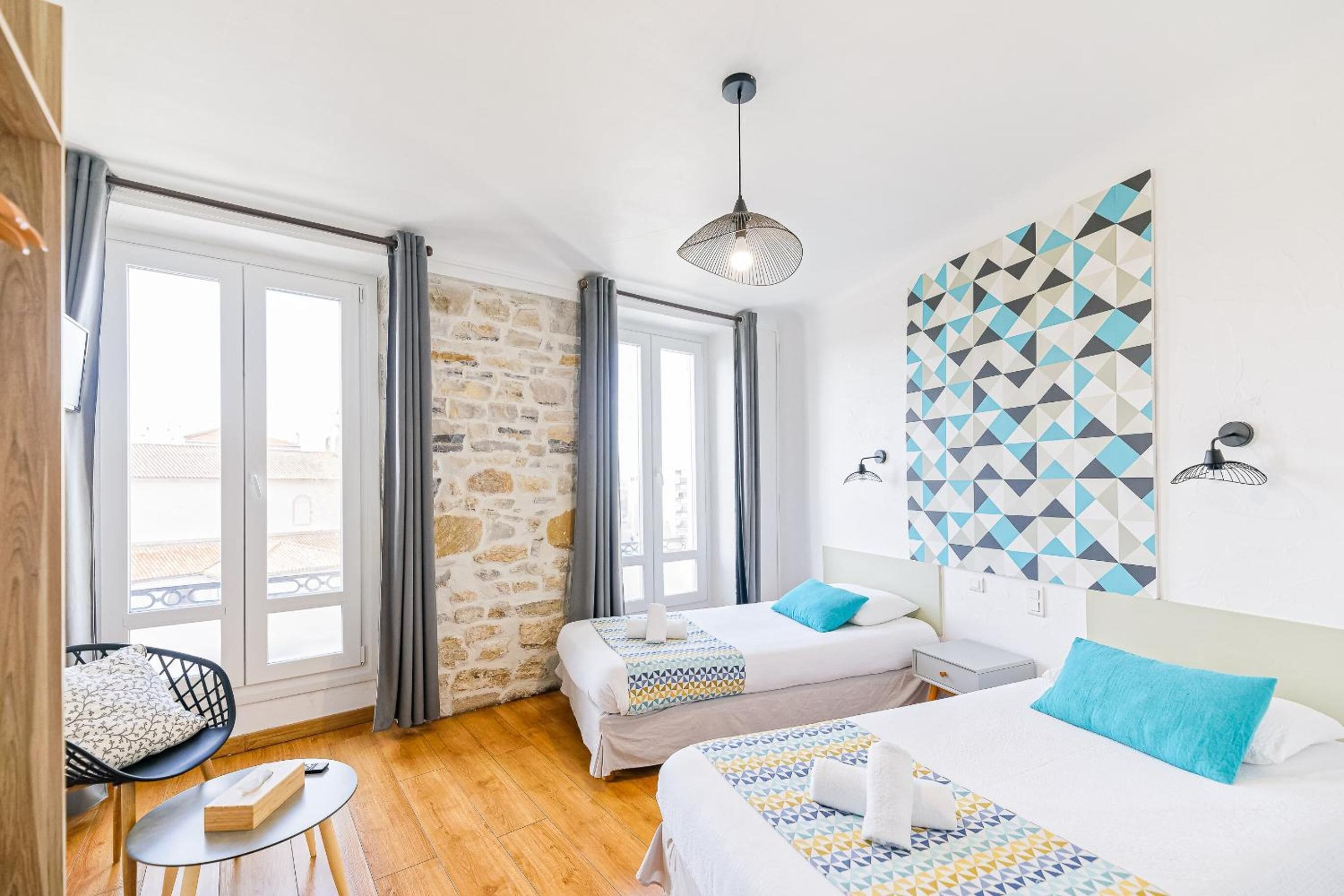 premium bedding, desk, soundproofing, free wifi