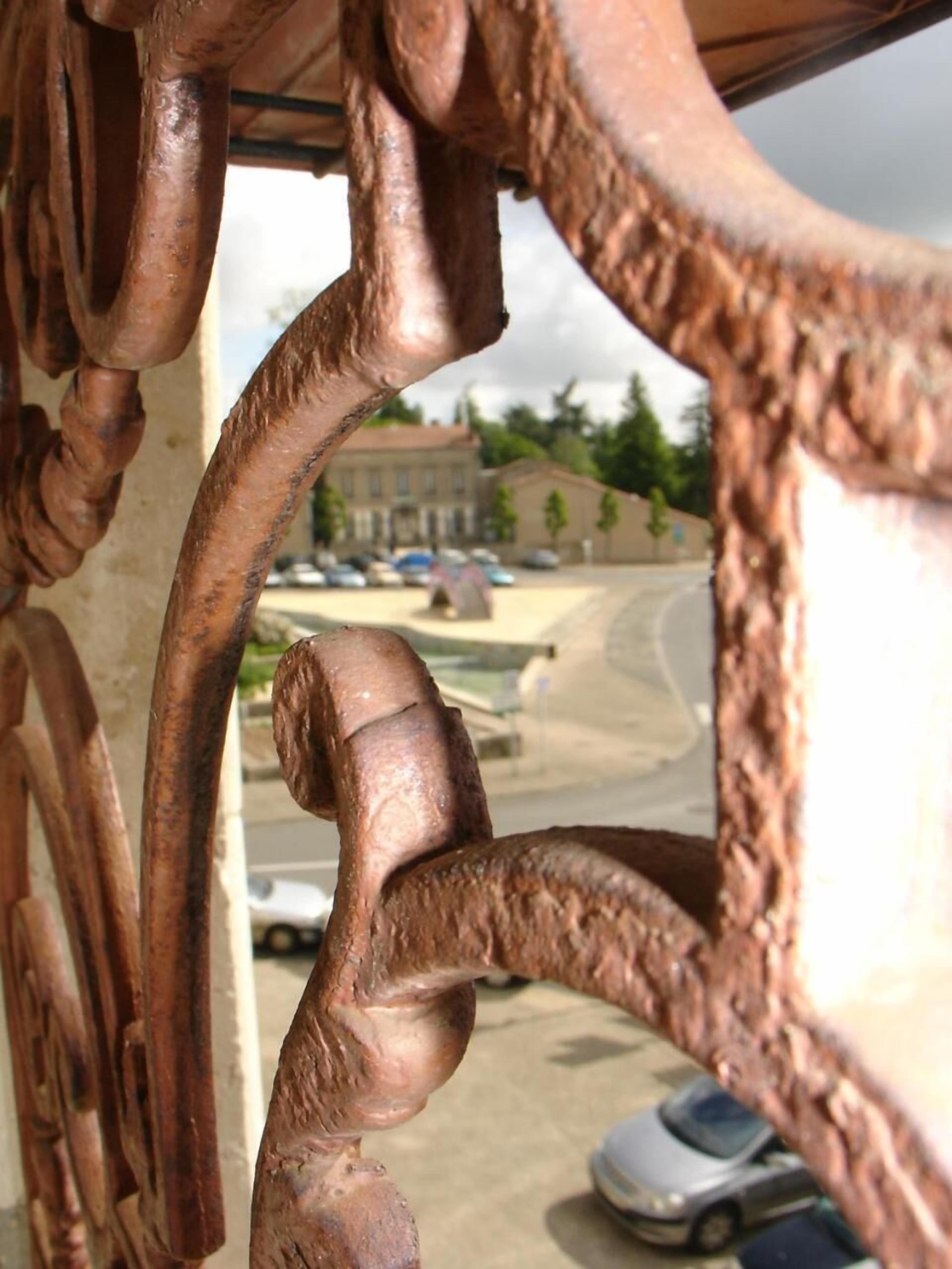 lunch and dinner served, regional cuisine