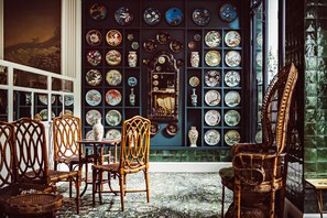Breakfast, lunch and dinner served - Hôtel Eldorado Paris (Paris)