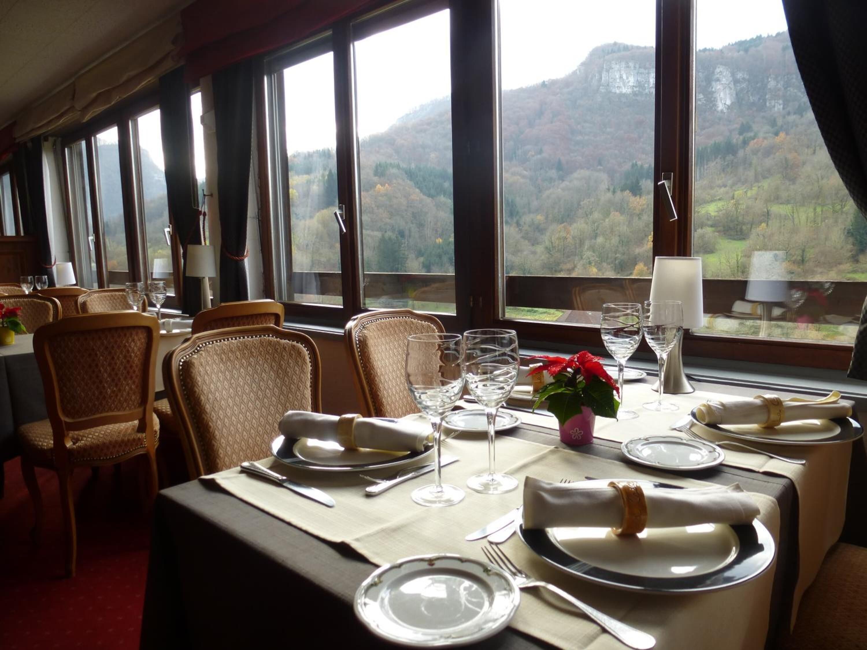 lunch and dinner served, local cuisine