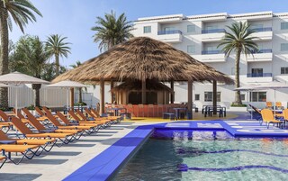 Bar vid poolen