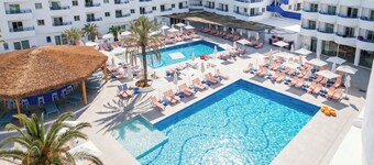 Coral Star Hotel & Apartments