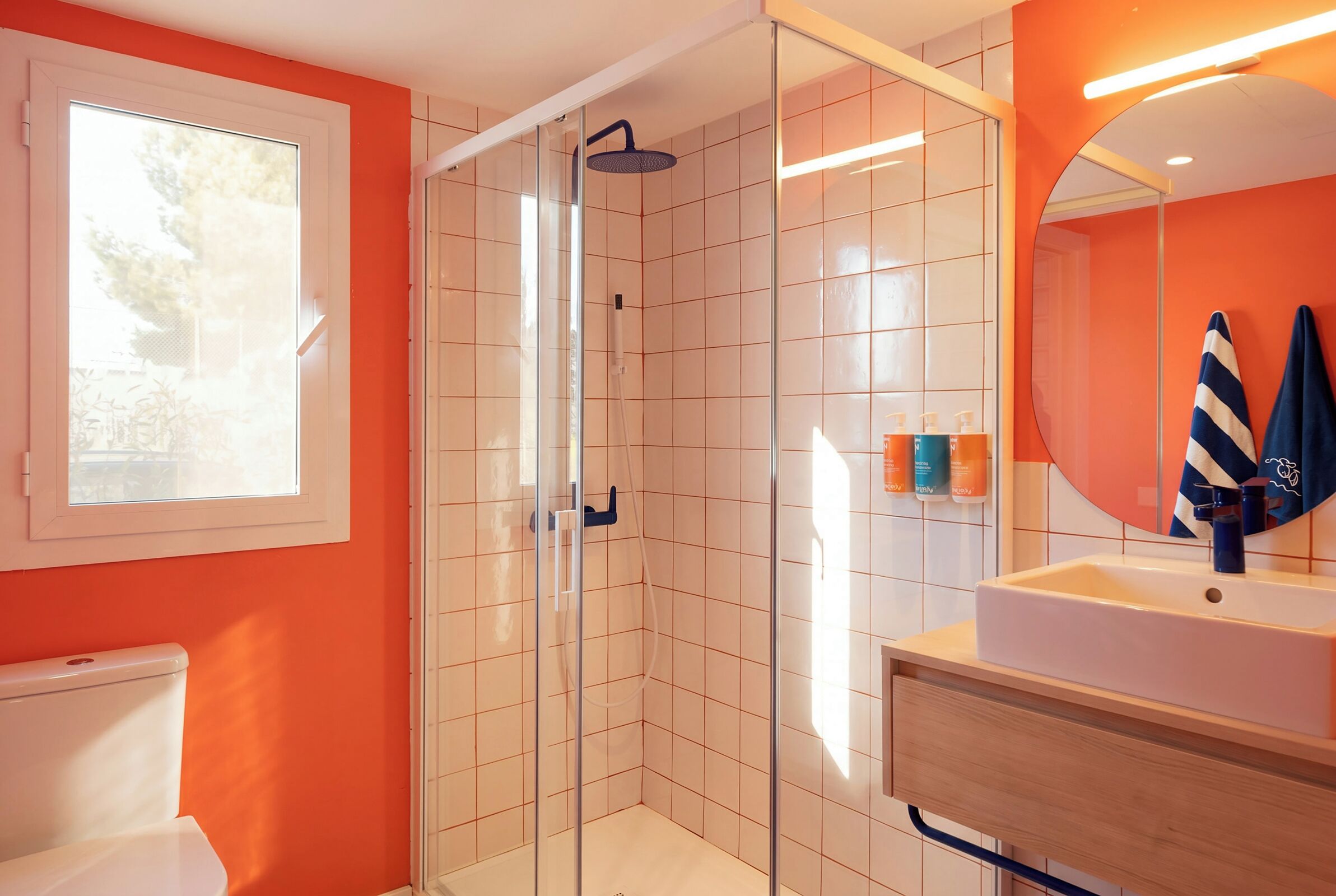 Studio, Terrace, Poolside | Bathroom | Shower, eco-friendly toiletries, towels
