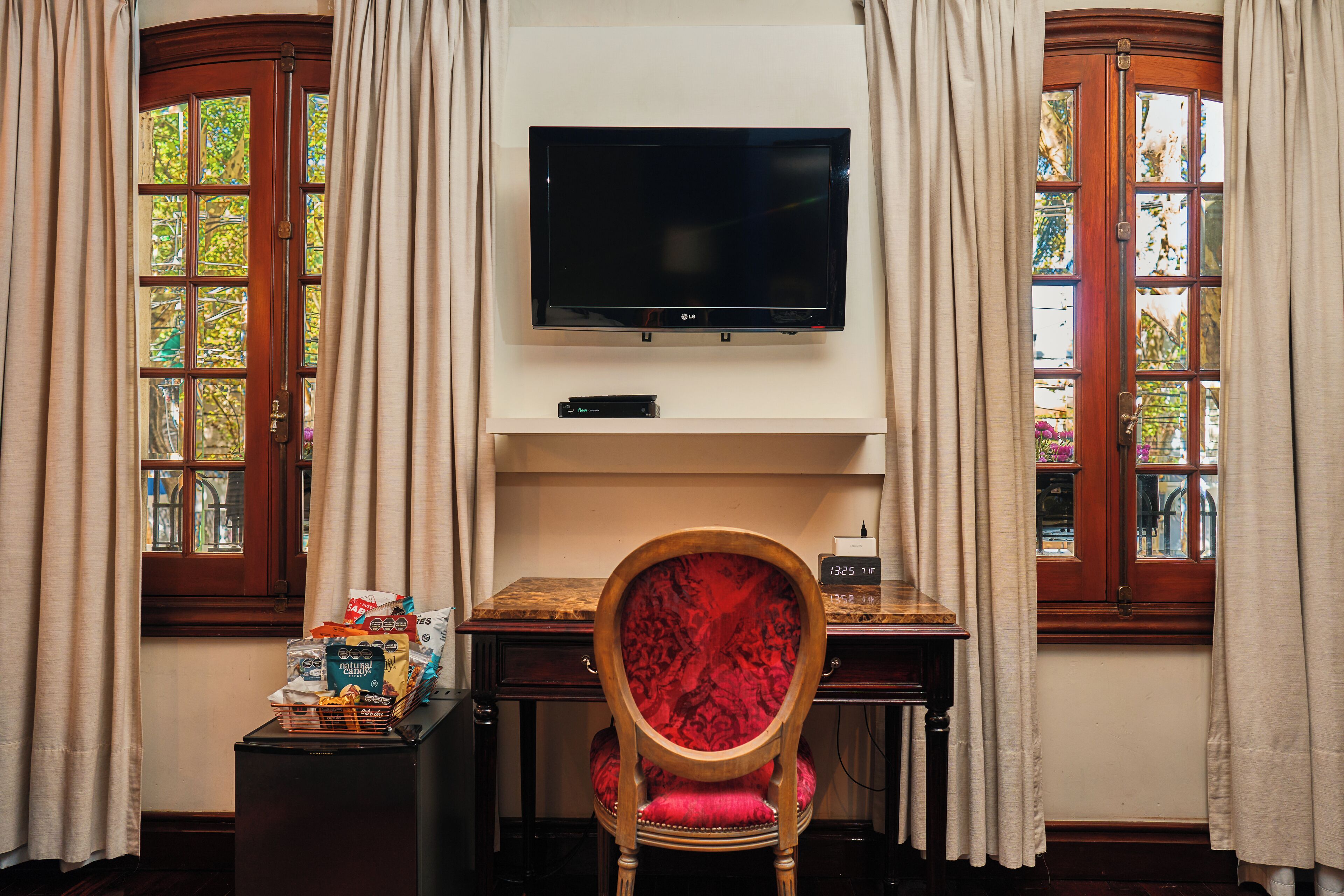 suite | premium bedding, down duvets, pillow-top beds, minibar