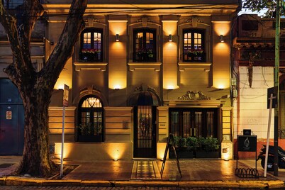 Miravida Soho Hotel & Wine Bar