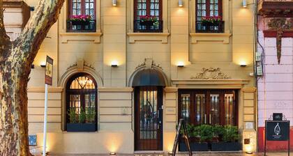 Miravida Soho Hotel & Wine Bar