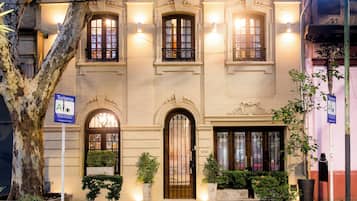 Fachada del alojamiento