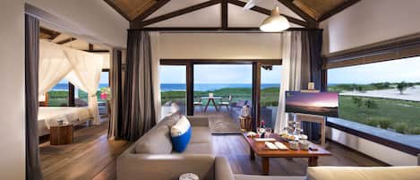 Suite, Ocean View | Premium bedding, minibar, in-room safe, desk