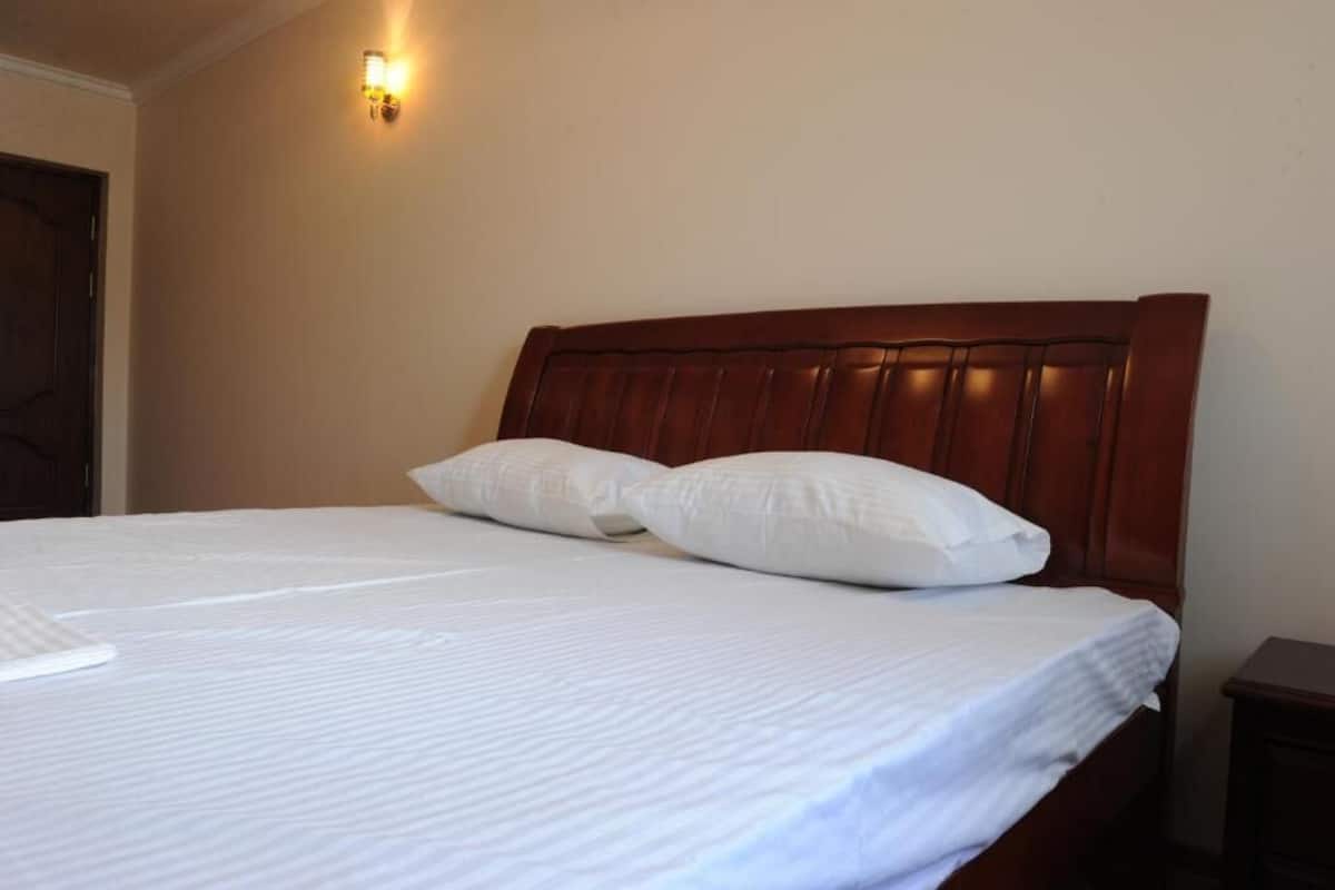 Family Room | Premium bedding, Select Comfort beds, in-room safe, desk