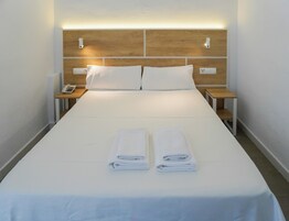 开间, 阳台, 海景 (1 adult) | 客房内保险箱、免费 WiFi、床单