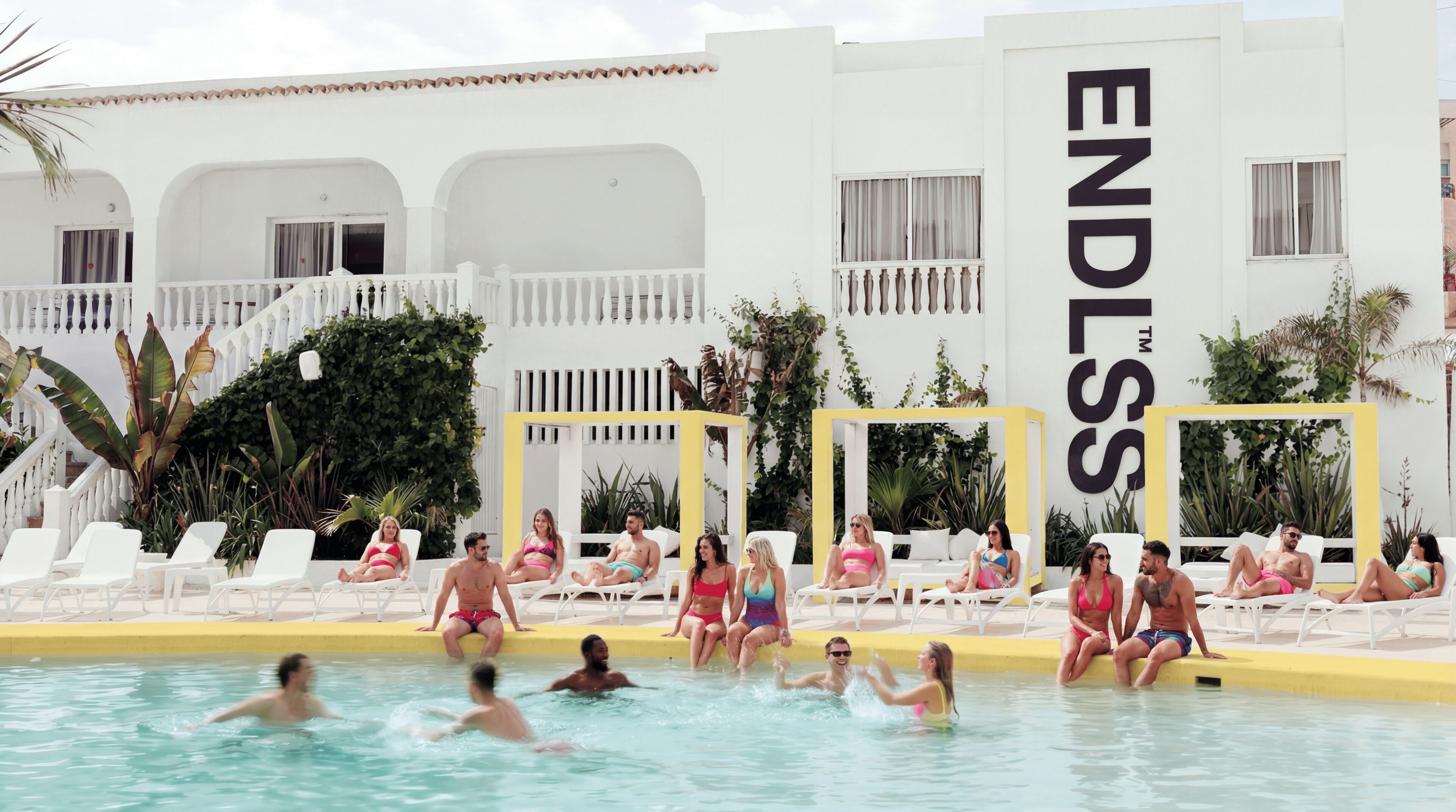 Seasonal outdoor pool, pool loungers