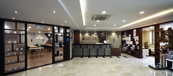 Newsuwon Tourist Hotel