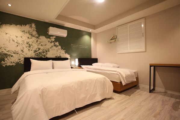 Deluxe Twin Room | Premium bedding, in-room safe, free WiFi