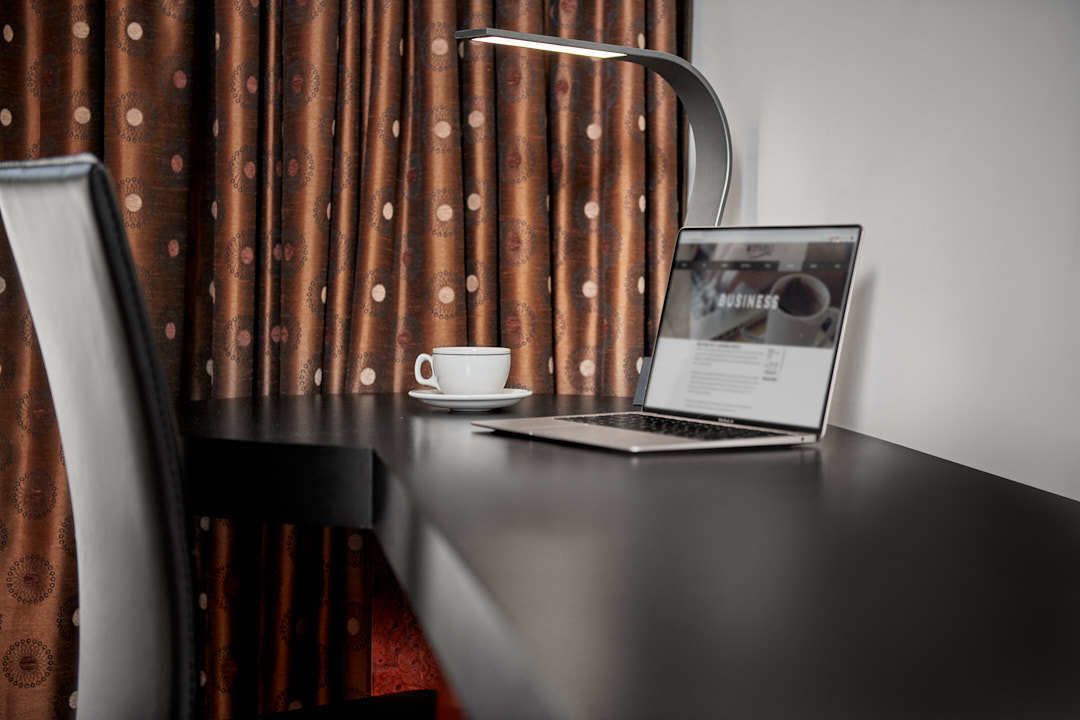 room, 1 queen bed | premium bedding, minibar, desk, laptop workspace