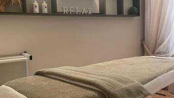 Couples treatment room(s), sauna, steam room, Turkish bath/hammam
