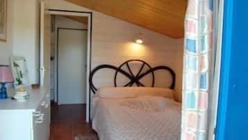 Habitación estándar doble, 1 cama doble | Sábanas de algodón egipcio, escritorio, sistema de insonorización