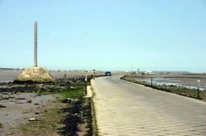 ชายหาด