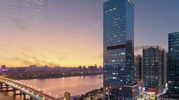 บริเวณภายนอก