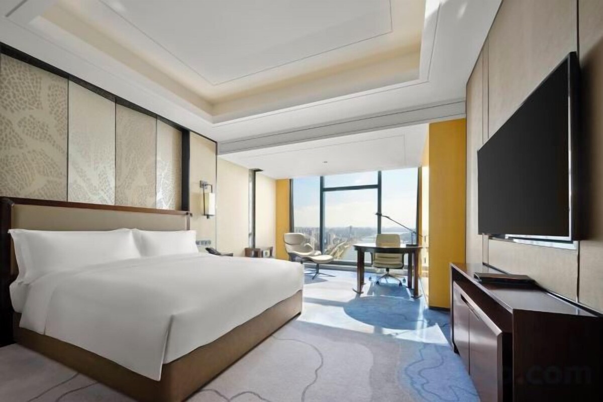 Ropa de cama de alta calidad y minibar 