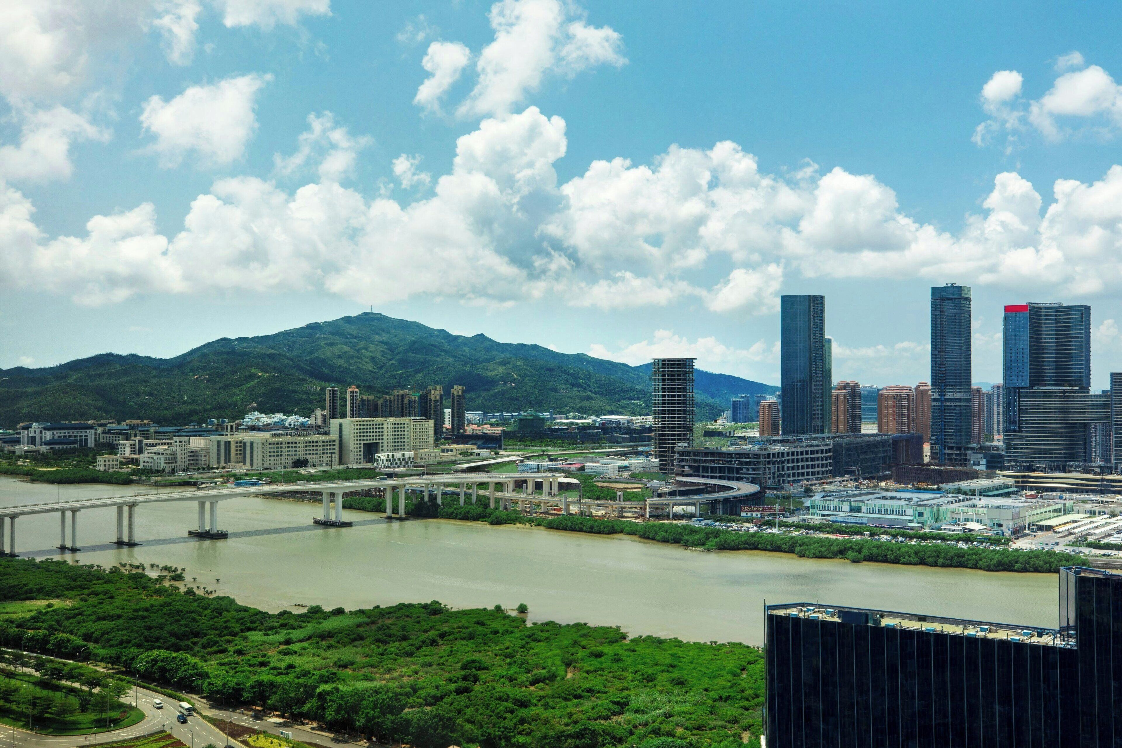 premium bedding, down duvets, minibar, individually furnished