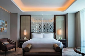 Luxe beddengoed, donzen dekbedden, een minibar, individueel gemeubileerd