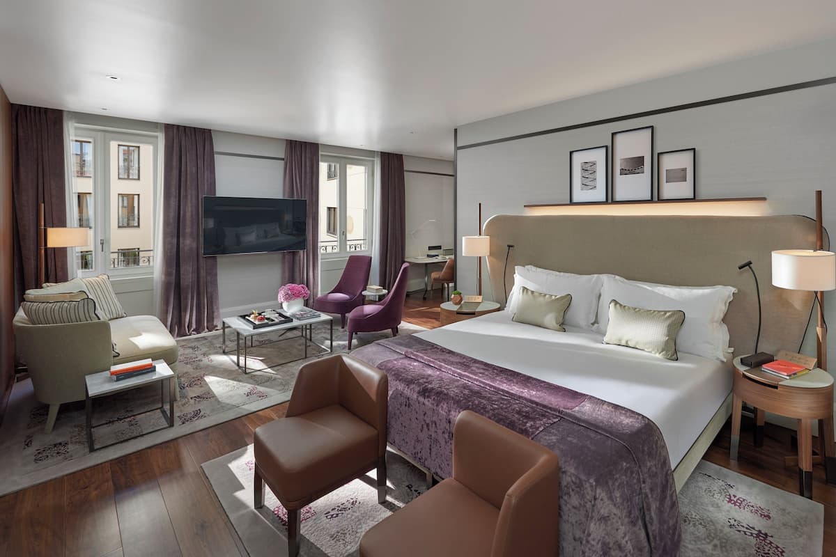 Studio Suite | Egyptian cotton sheets, premium bedding, minibar, in-room safe