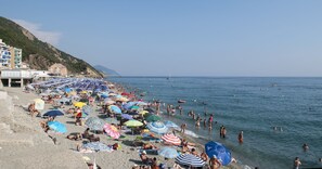 Private beach nearby, beach bar - Appartamenti In Piazzetta (Deiva Marina)