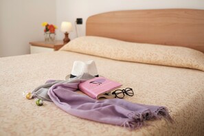 Apartamento, 2 habitaciones, balcón (Mimosa) | 2 dormitorios, sábanas de algodón egipcio, ropa de cama de alta calidad