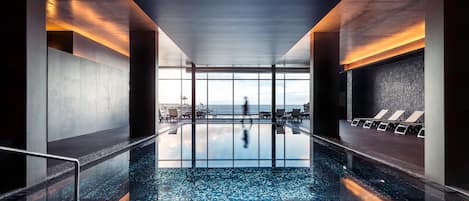 Indoor pool, 2 outdoor pools, pool umbrellas, sun loungers