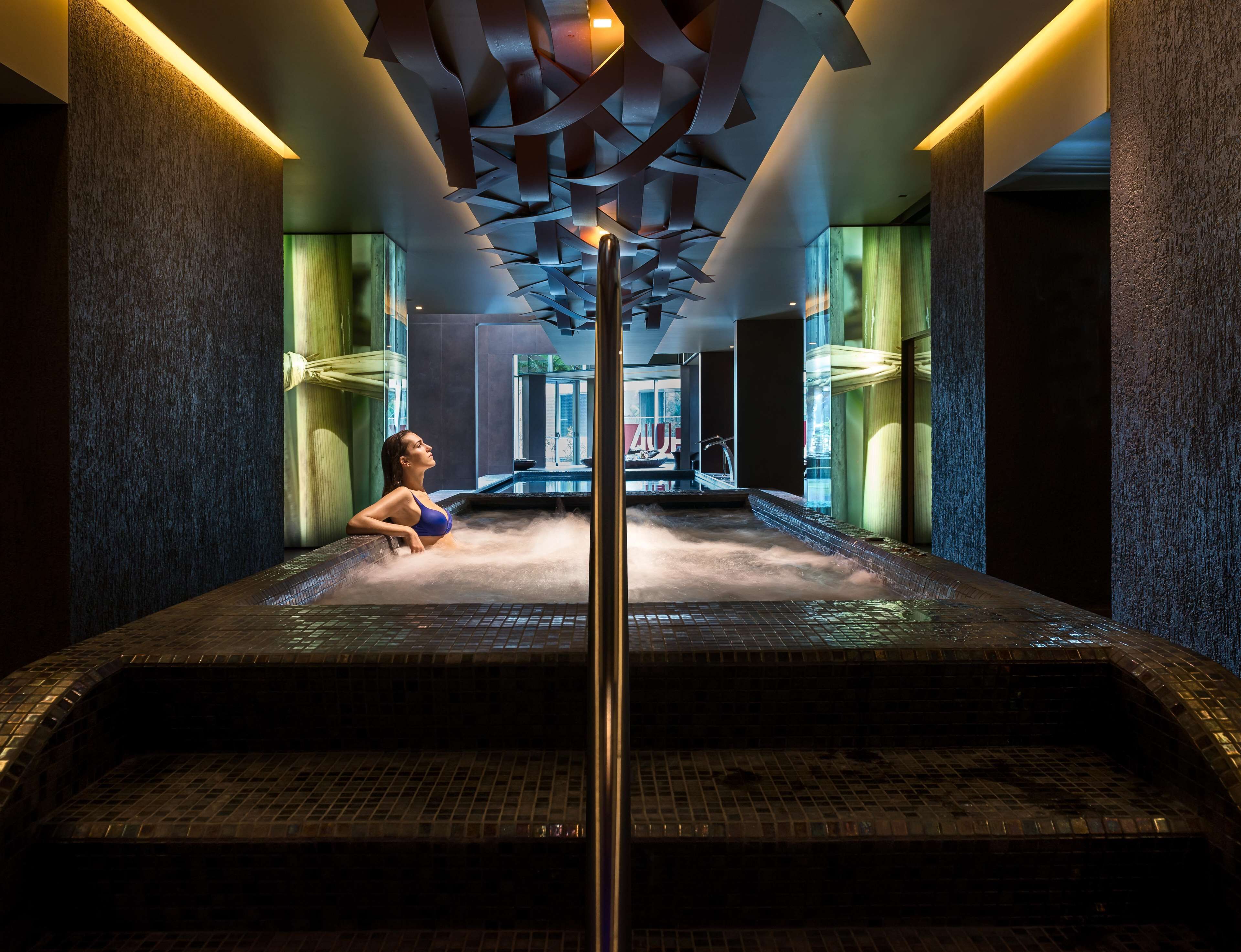 Sauna, hot tub, steam room, massages