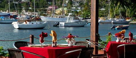 Breakfast, lunch, dinner served; Caribbean cuisine, sea views