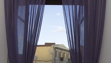 Deluxe Room, 1 Double Bed, City View | Premium bedding, in-room safe, desk, free WiFi