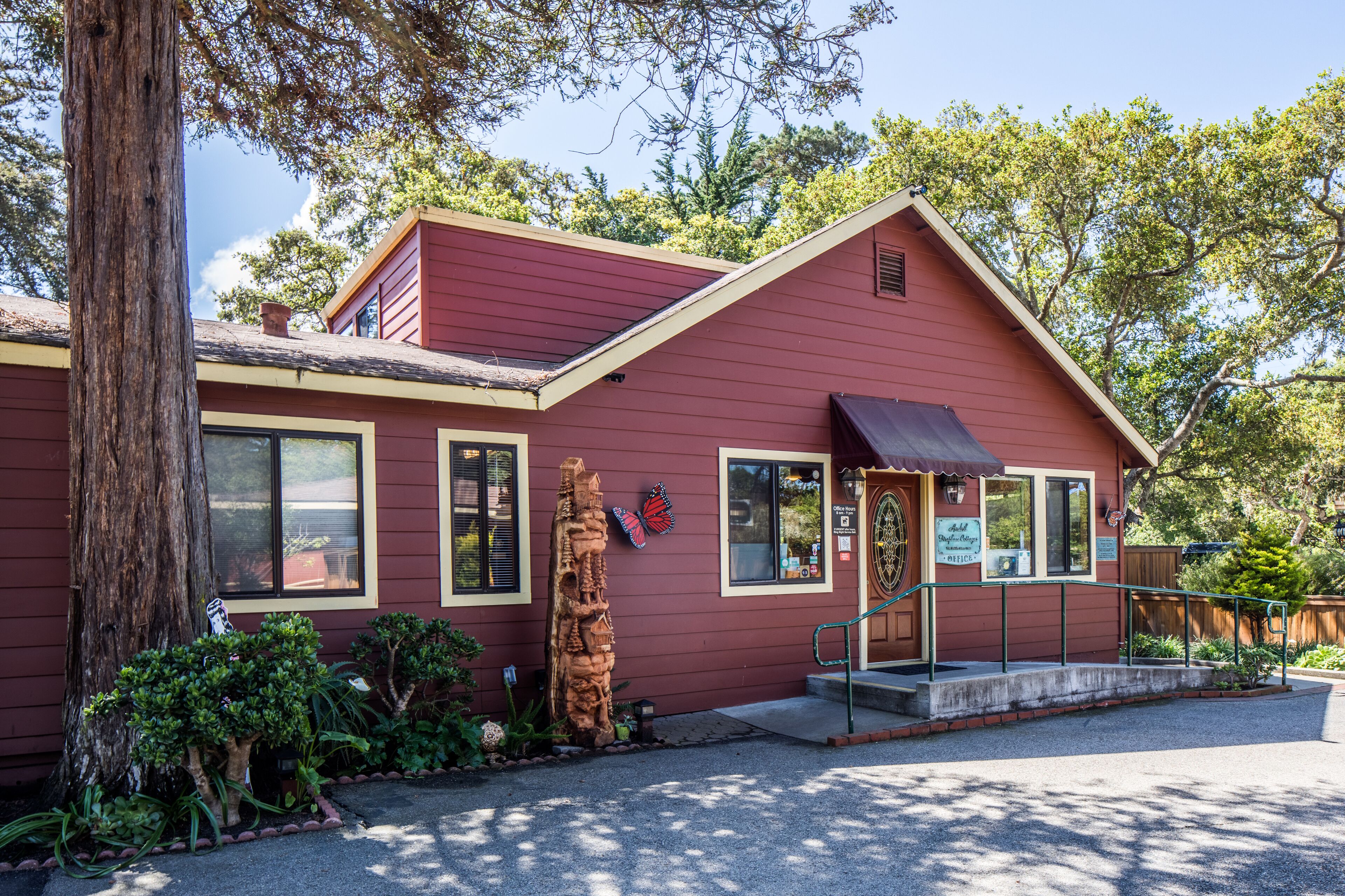 ทางเข้าที่พัก