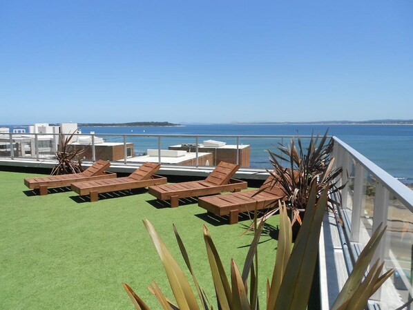 Piscine couverte, piscine extérieure