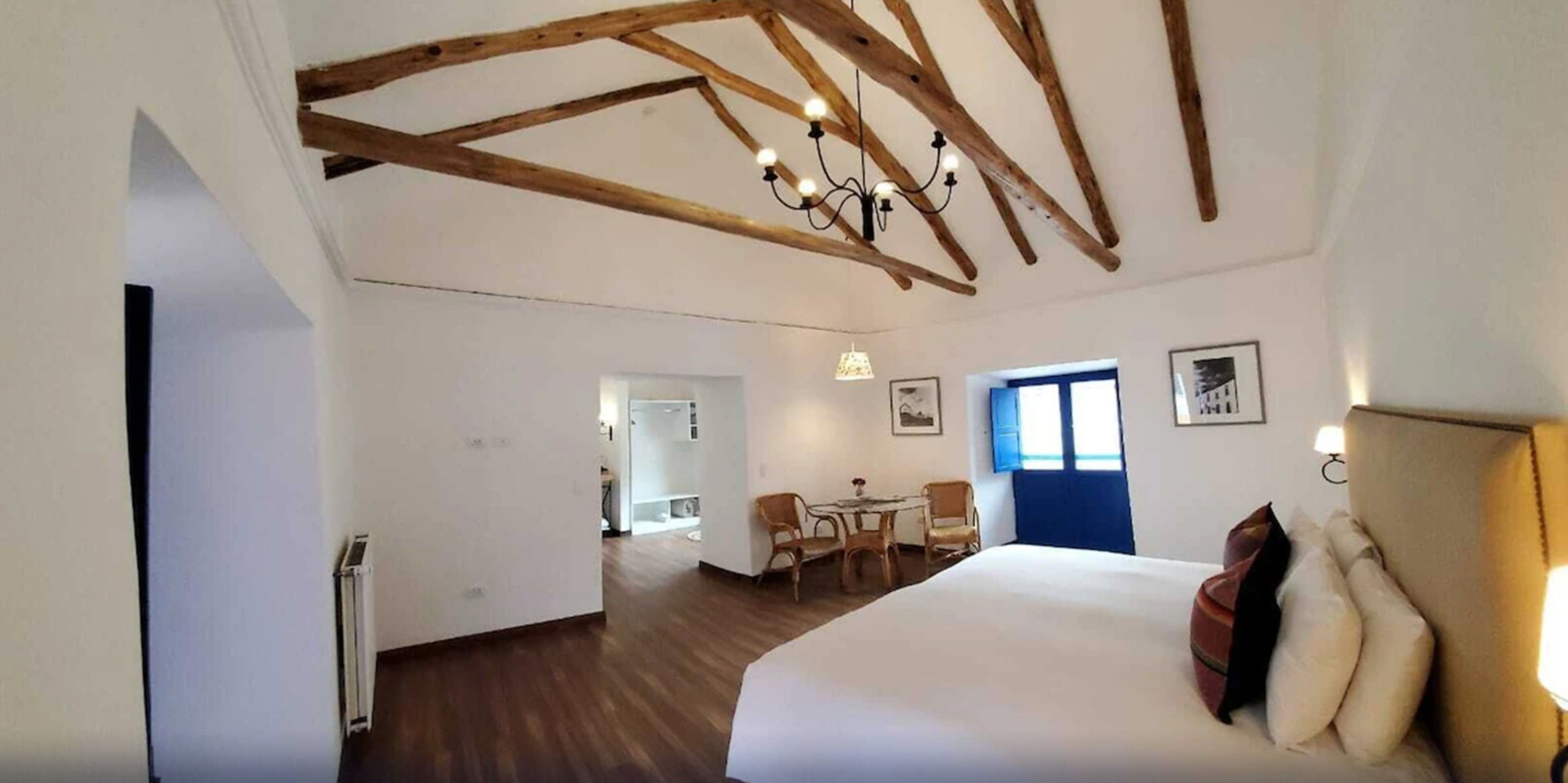 junior suite | 1 bedroom, premium bedding, down duvets, in-room safe