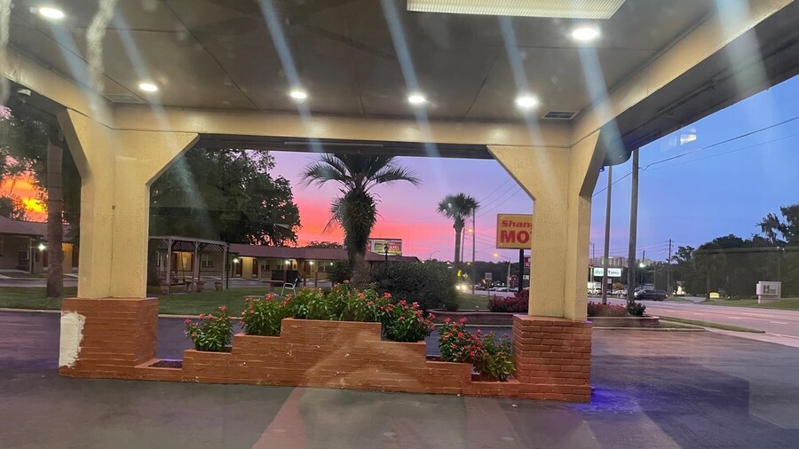 Shangri La Motel Ocala near Hwy 301