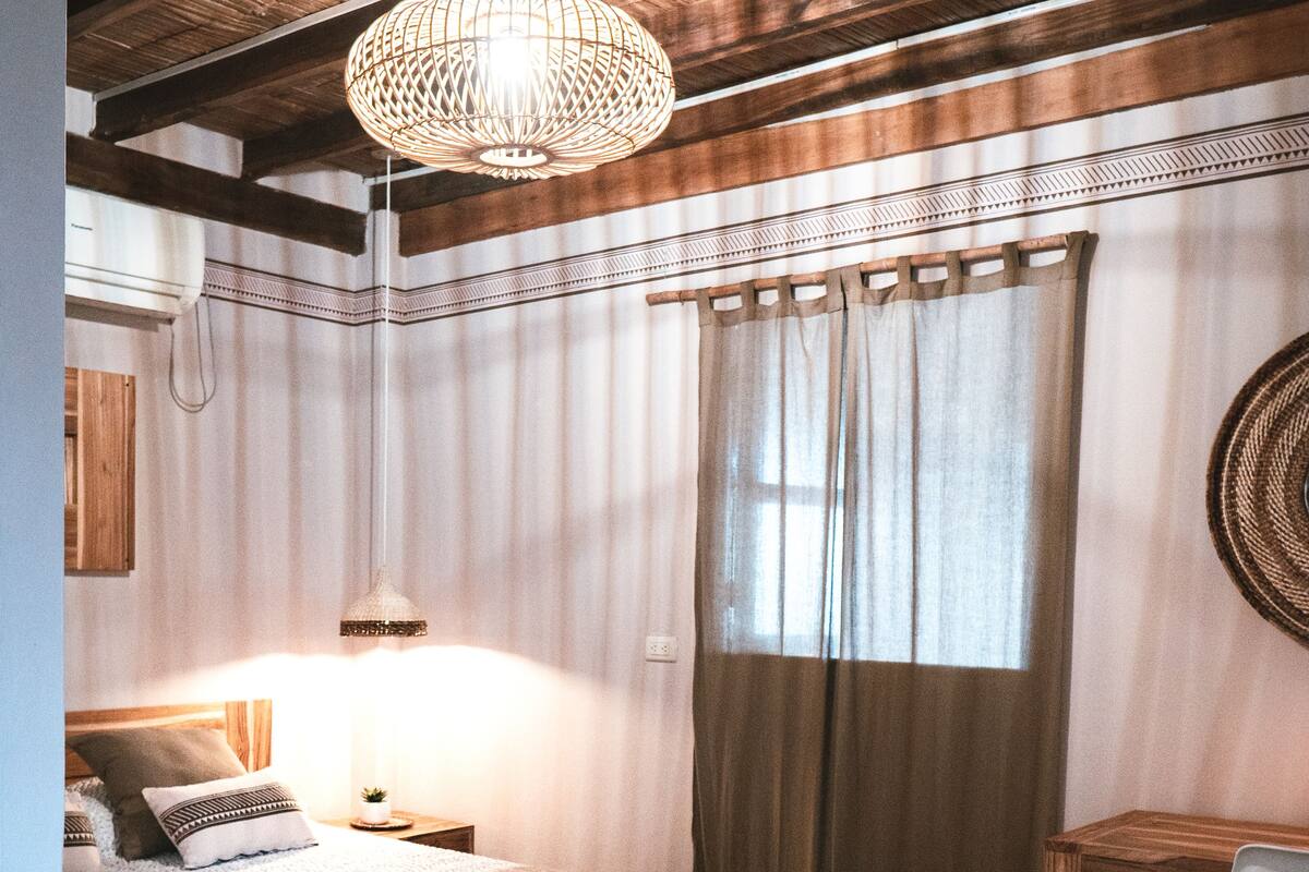 In-room safe, free WiFi