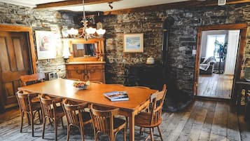 Alpehytte, 6 soverom | 6 soverom, lydisolert, wi-fi (inkludert) og sengetøy