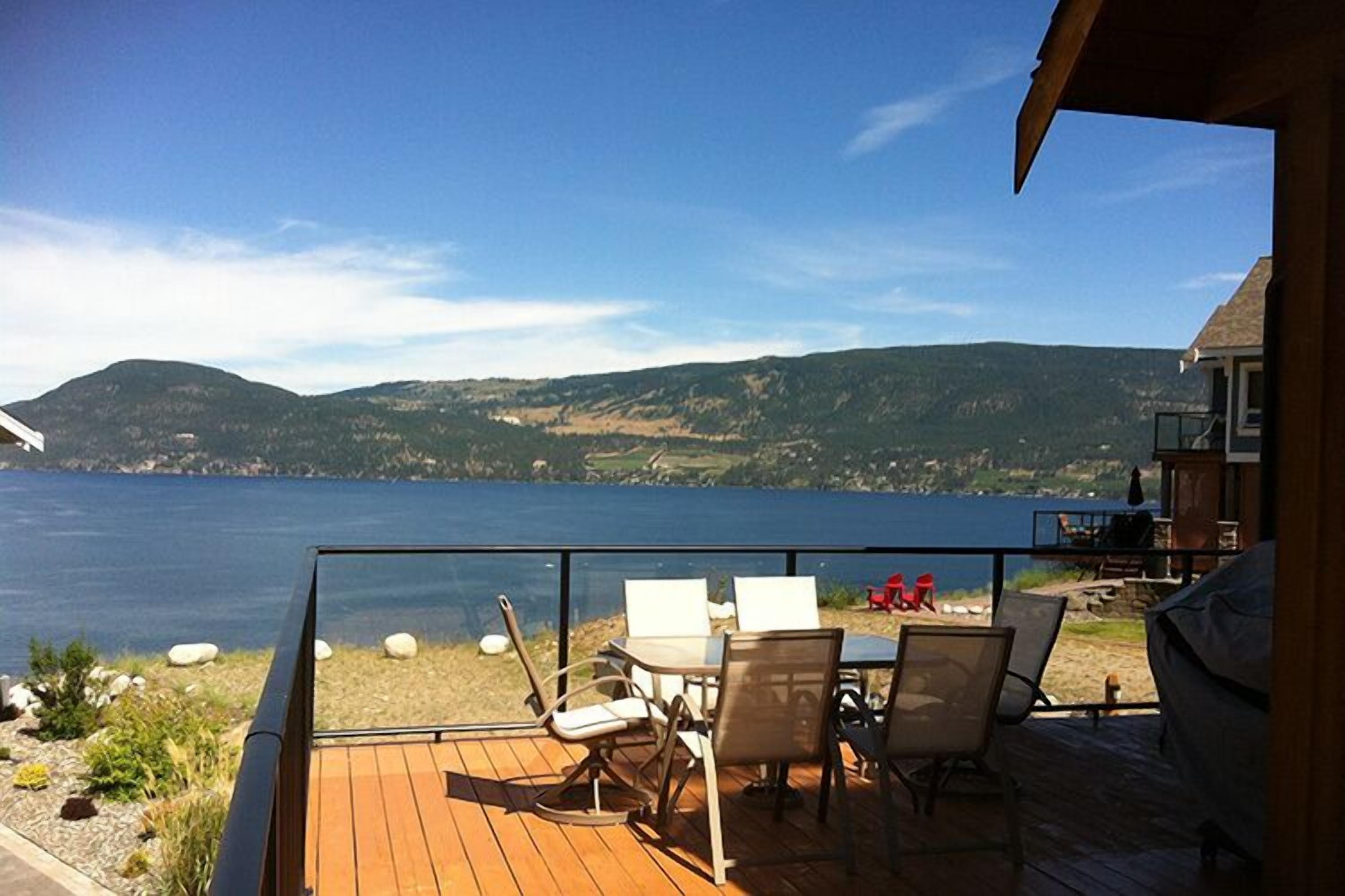 cottage, 2 bedrooms (lakeview collection with loft) | terrace/patio