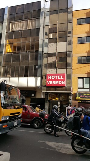 Bagian depan properti