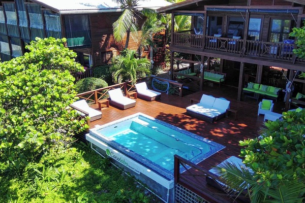 2 piscinas al aire libre, sillones reclinables de piscina