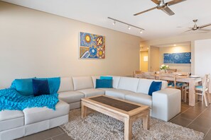 Luxury Apartment, 3 Bedrooms, Beach View, Beachfront | Living area | Flat-screen TV - Saltwater Suites (Darwin)
