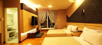 Ibiza Kenting Hotel II