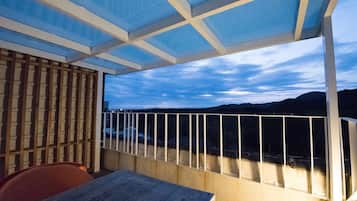 Chambre Quadruple Familiale, 2 grands lits, balcon | Balcon