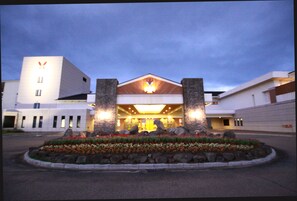 Façade de l’hébergement - soirée/nuit