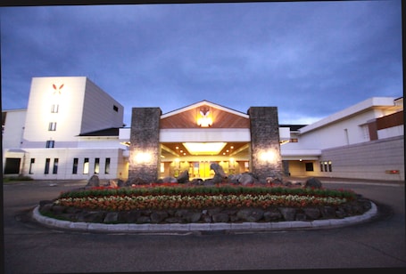 Front of property - evening/night