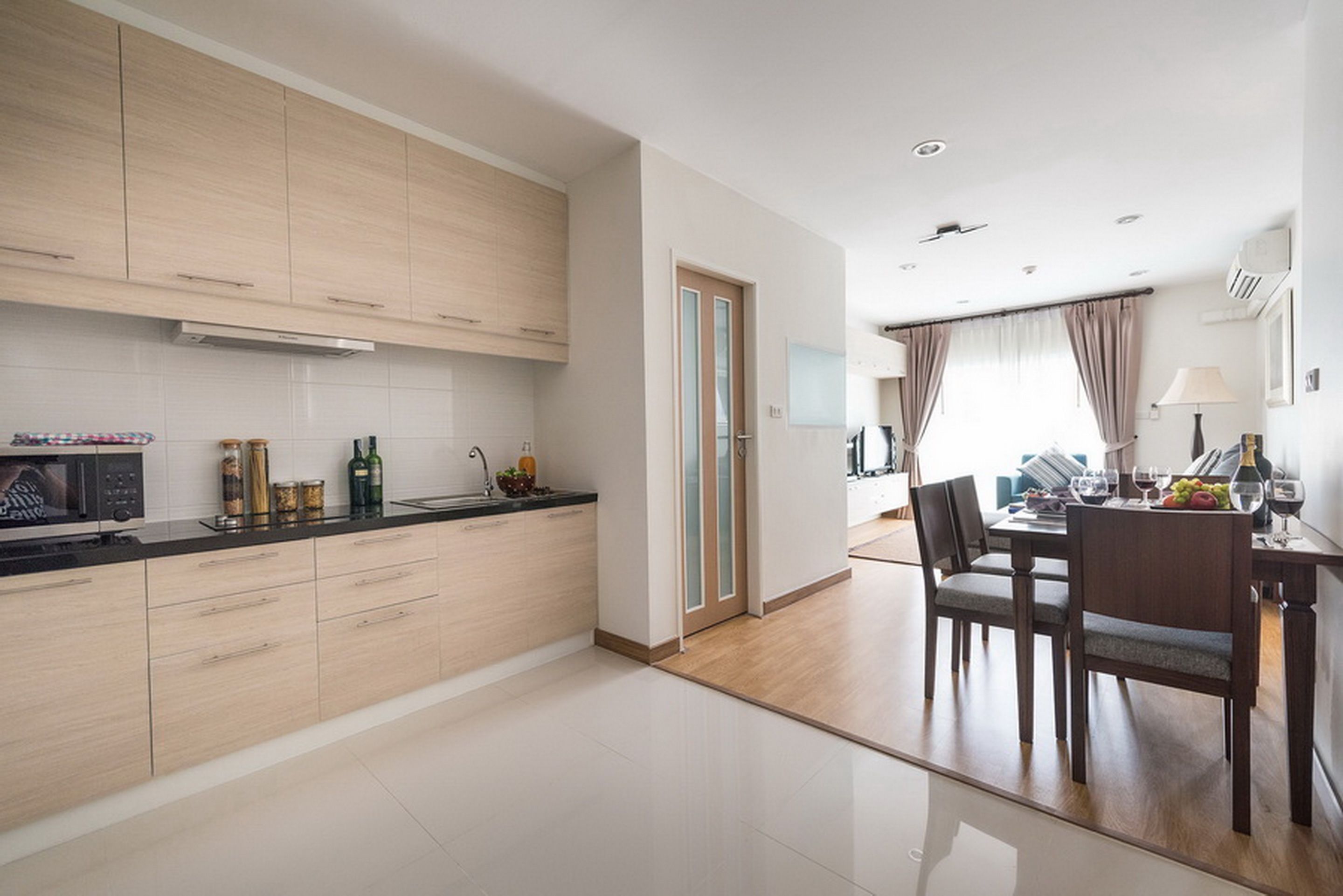 superior room, 2 bedrooms | living area | 36-inch led tv with cable channels, tv, dvd player